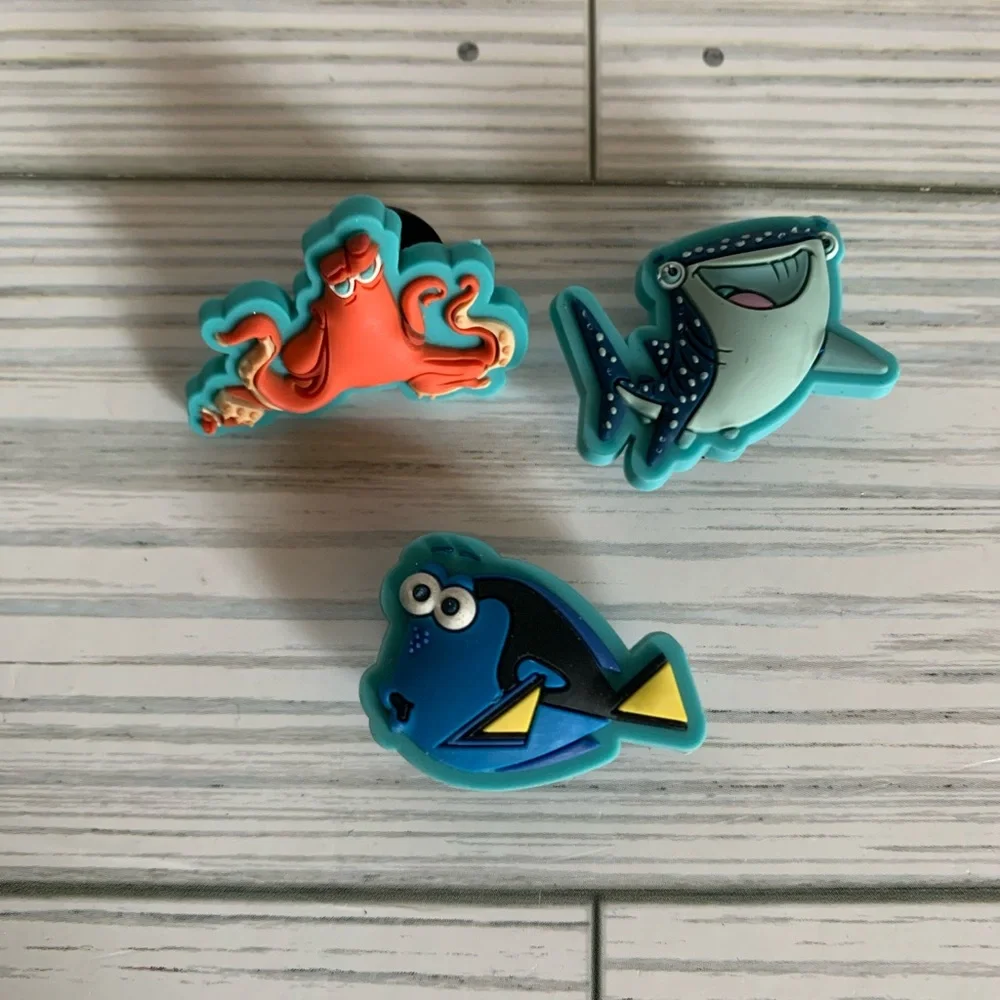 Finding Dory croc gibbets decor for shoes (3)